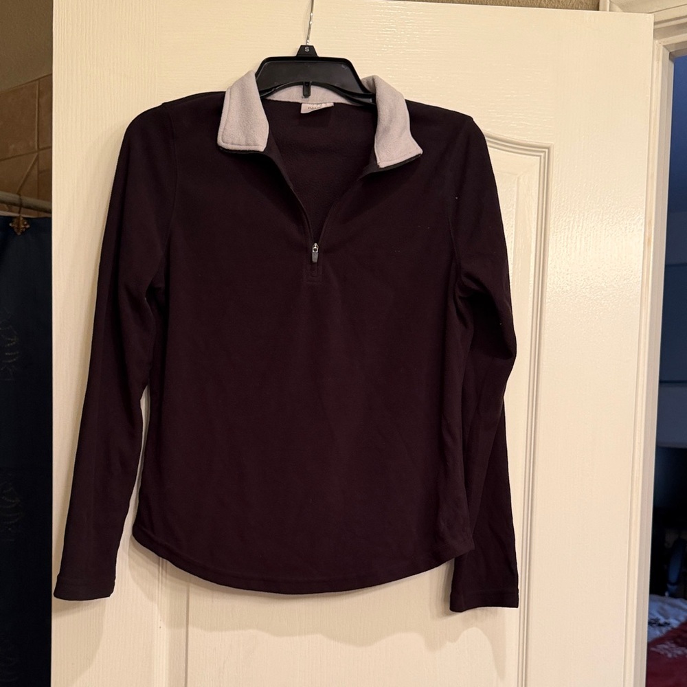 Black Pullover